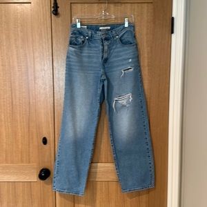 Levi’s baggie dad pants